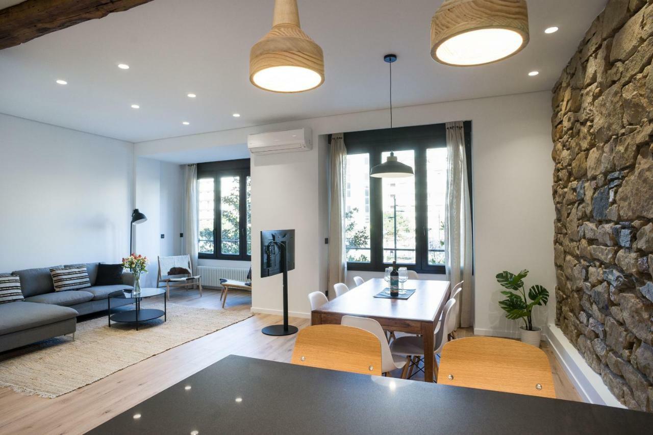 Cantabric Plaza / Iberorent Apartments San Sebastian Buitenkant foto